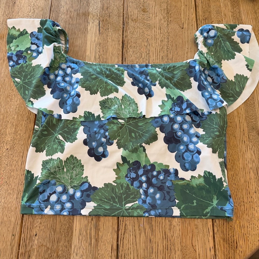 Kortni Jeane Grapes‎ Ruffled Around Swim Top Womens Size M